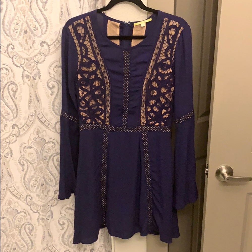 Navy, long bell sleeve Gianni Bini dress